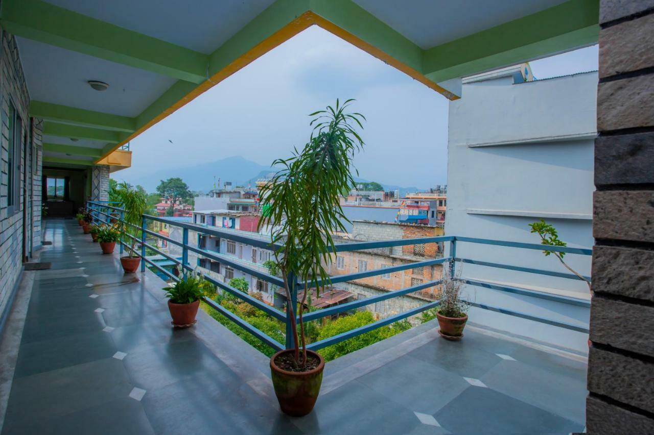 Spot On 445 New Hotel Natureland Pokhara Dış mekan fotoğraf