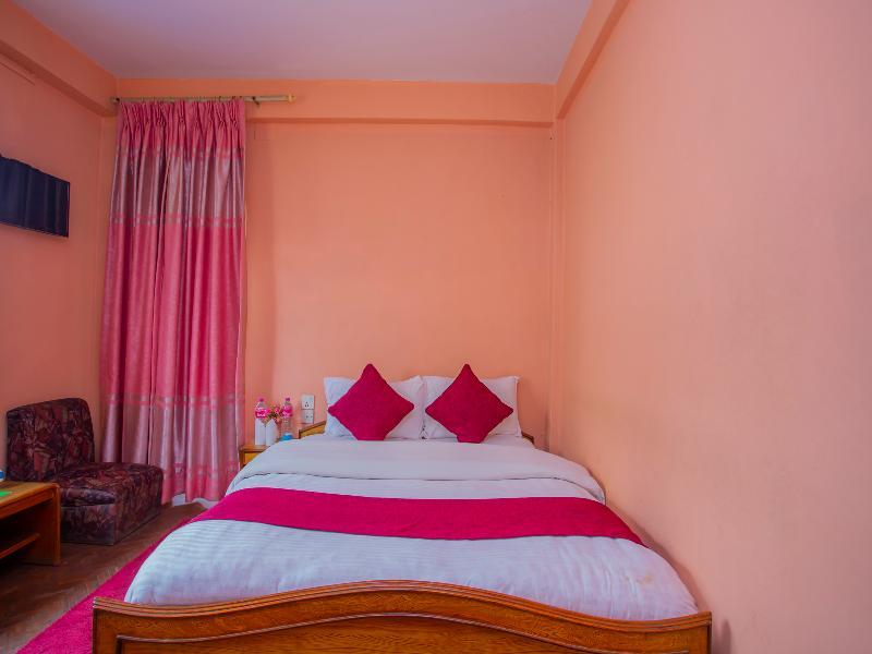 Spot On 445 New Hotel Natureland Pokhara Dış mekan fotoğraf